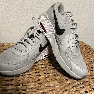 Nike air max shoes